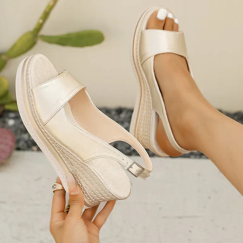 Nia™ Orthopaedic Sandals